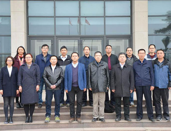 中國焊接協(xié)會機器人焊接（三河）培訓(xùn)基地揭牌